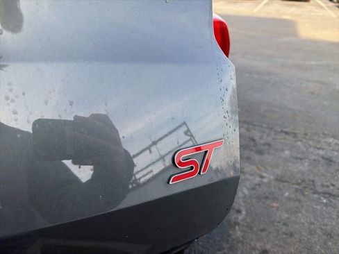 Used 2025 Ford Explorer ST image 7