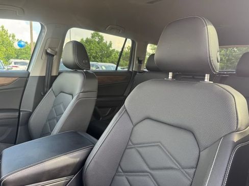 Certified 2026 Volkswagen Atlas SE FWD image 11