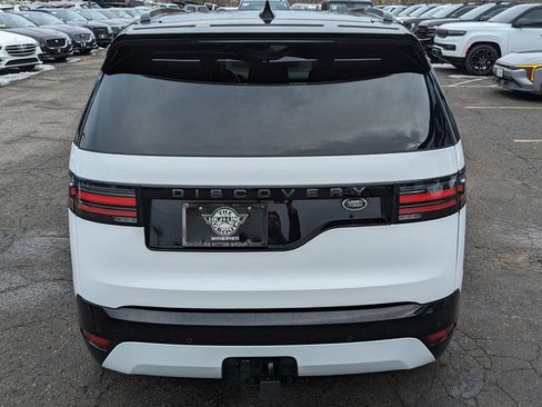 Used 2023 Land Rover Discovery S R-Dynamic image 8