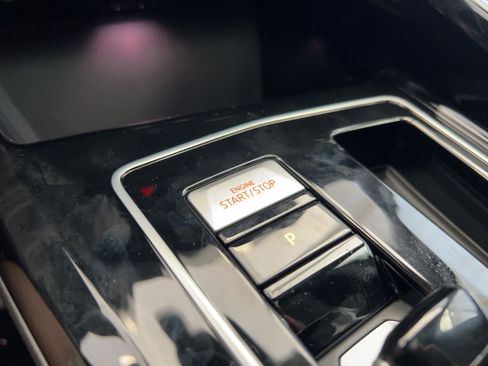 New 2026 Volkswagen Golf SE image 28