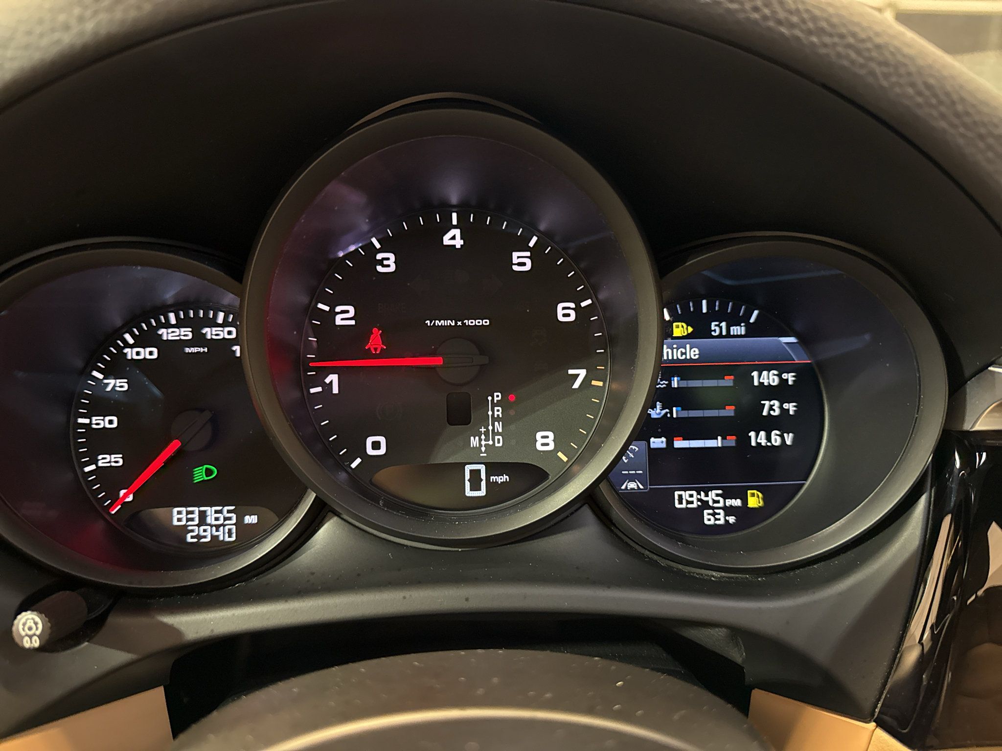 Used 2020 Porsche Macan AWD/4WD image 18