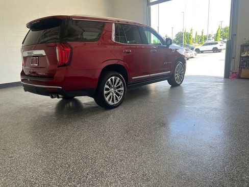 Used 2024 GMC Yukon Denali AWD/4WD image 5