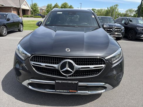 Used 2026 Mercedes-Benz GLC 300 4MATIC image 3