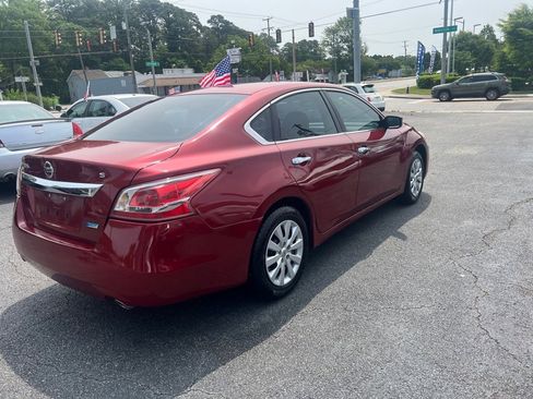Used 2013 Nissan Altima 2.5 S image 8