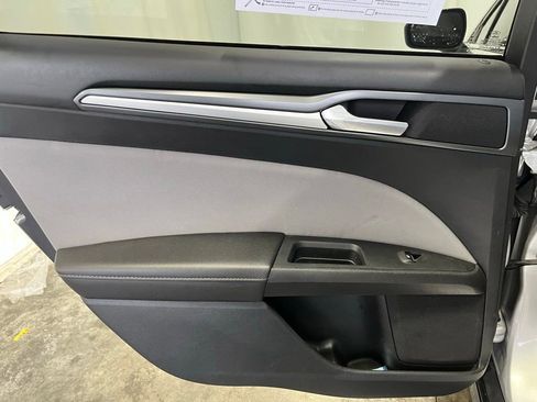 Used 2016 Ford Fusion S image 23