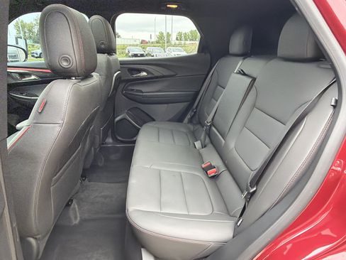 Used 2025 Chevrolet TrailBlazer RS w/ Convenience Package AWD/4WD image 27