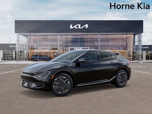 New 2025 Kia EV6 Light w/ Light LR Technology Package image 3