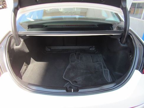 Used 2022 Mercedes-Benz C 300 Sedan image 28