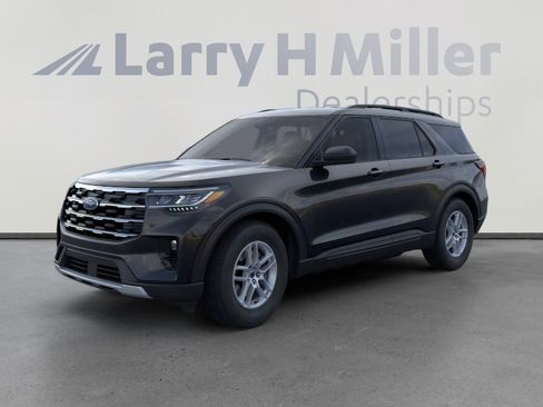 New 2026 Ford Explorer Active image 1