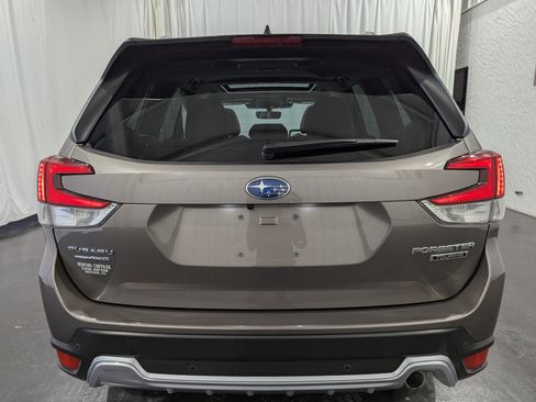 Used 2024 Subaru Forester Touring image 9