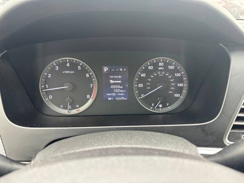 Used 2016 Hyundai Sonata SE FWD image 17