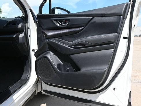 Used 2022 Subaru Ascent Onyx Edition AWD/4WD image 26