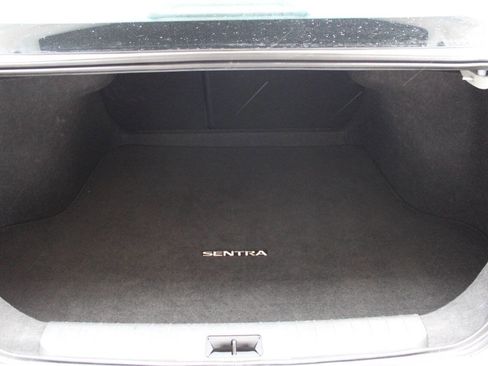 Used 2025 Nissan Sentra S FWD image 14