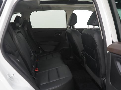 Used 2023 Nissan Rogue SV w/ SV Premium B Package AWD/4WD image 13