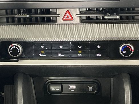 Certified 2023 Kia Sportage LX image 18