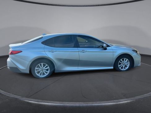 Certified 2025 Toyota Camry LE FWD image 9
