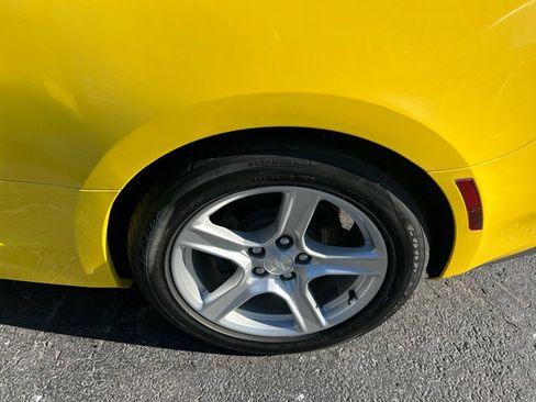 Used 2016 Chevrolet Camaro LT image 20