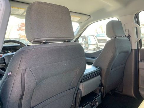 New 2026 Ford F250 XLT w/ FX4 Off-Road Package image 24