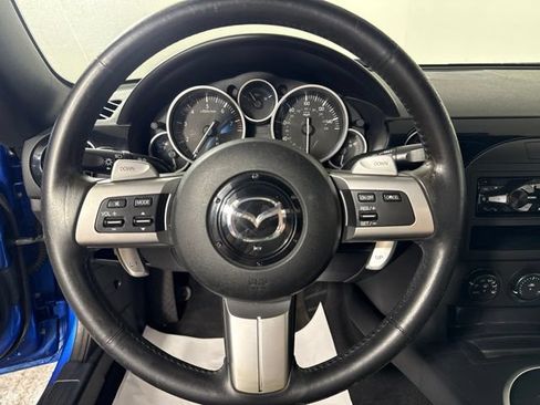 Used 2006 MAZDA MX-5 Miata Grand Touring w/ Premium Pkg RWD image 17