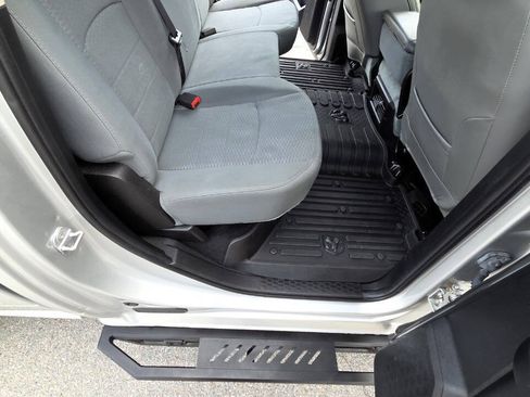 Used 2013 RAM 2500 Tradesman w/ Chrome Appearance Group AWD/4WD image 36