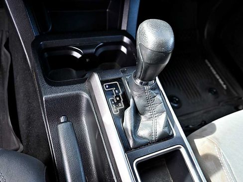 Used 2021 Toyota Tacoma SR5 RWD image 25