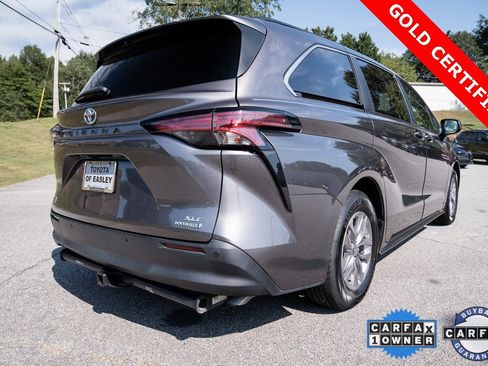 Certified 2021 Toyota Sienna XLE image 8