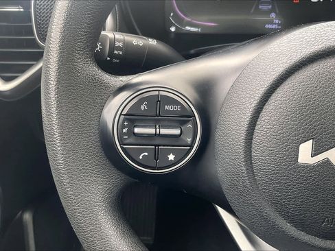 Used 2024 Kia Soul LX w/ Option Group 015 FWD image 22