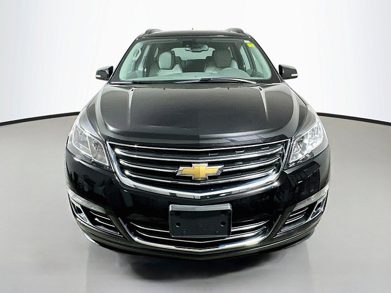 Used 2017 Chevrolet Traverse Premier FWD image 2