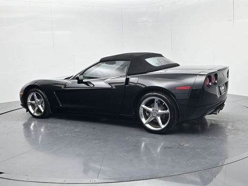 Used 2011 Chevrolet Corvette Convertible w/ Preferred Equipment Group RWD image 5