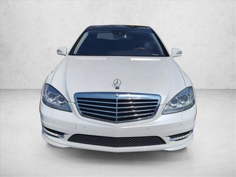 Used 2010 Mercedes-Benz S 550 image 2
