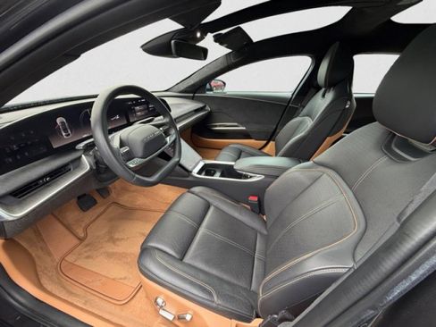 Used 2023 Lucid Air Grand Touring image 10