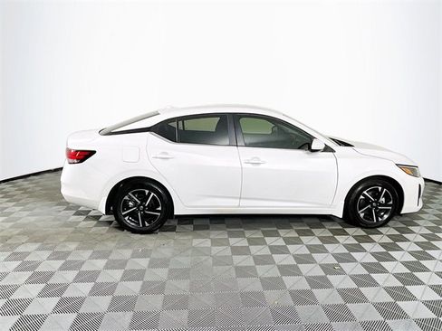 Used 2024 Nissan Sentra SV w/ All-Weather Package image 9