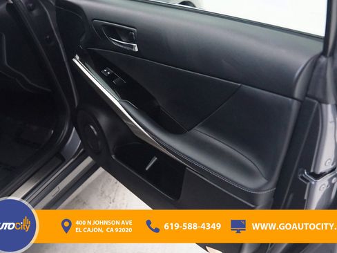 Used 2016 Lexus IS 200t image 17