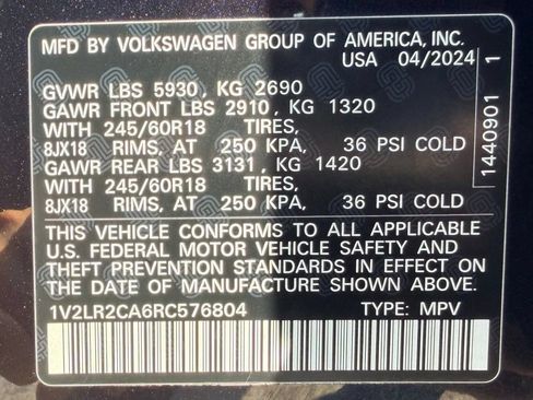 Used 2024 Volkswagen Atlas SE AWD/4WD image 24