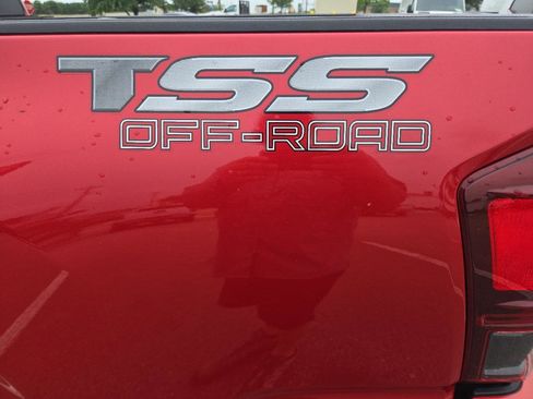 Used 2019 Toyota Tacoma SR w/ SR Convenience Package RWD image 5