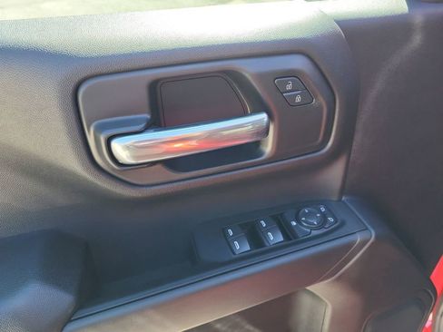New 2026 Chevrolet Silverado 1500 Custom Trail Boss w/ LPO, Dark Essentials Package AWD/4WD image 15