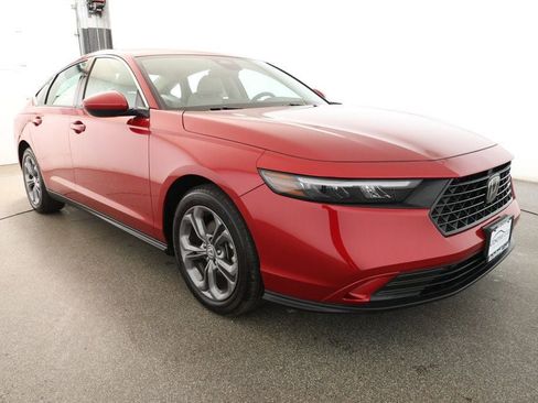 Used 2024 Honda Accord EX image 3