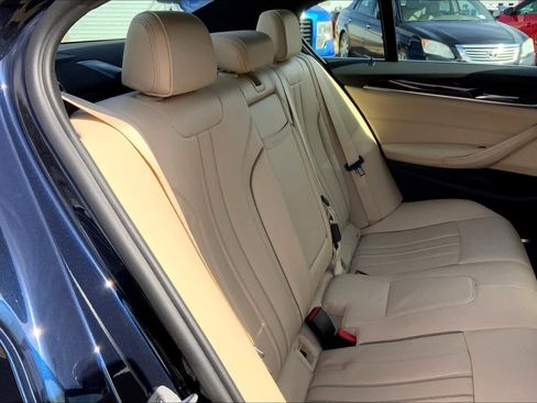 Used 2018 BMW 530i image 19