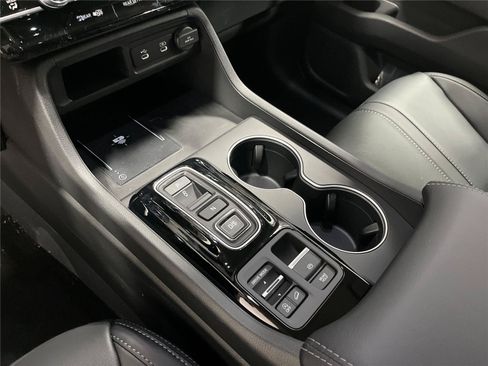New 2026 Honda Pilot Touring image 23