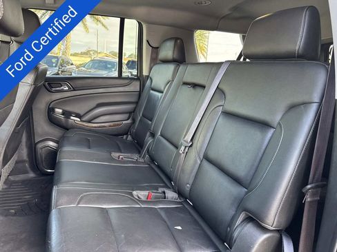 Used 2017 Chevrolet Suburban LT image 17