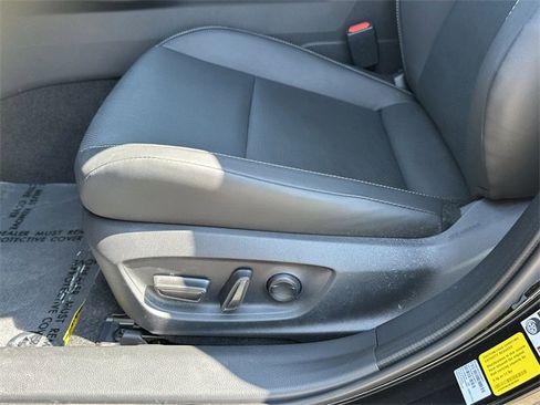 Certified 2025 Toyota Prius AWD image 27