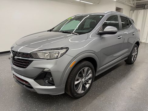 Used 2023 Buick Encore GX Select w/ Sport Touring Package AWD/4WD image 4