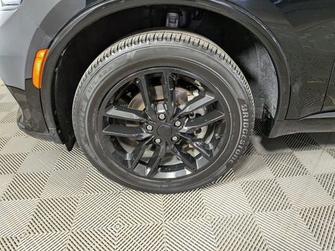 Used 2025 Dodge Durango GT AWD/4WD image 32