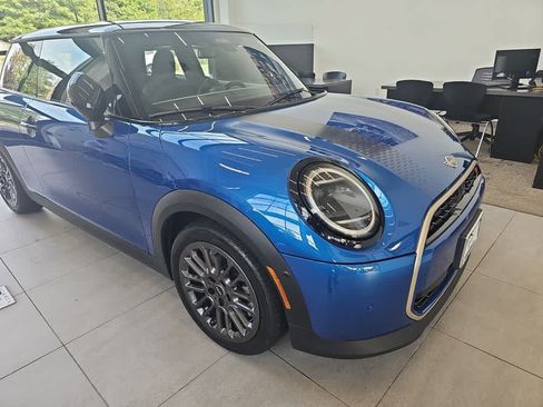 Used 2026 MINI Cooper S FWD image 8