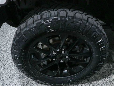Used 2021 Jeep Wrangler Unlimited Sahara AWD/4WD image 11
