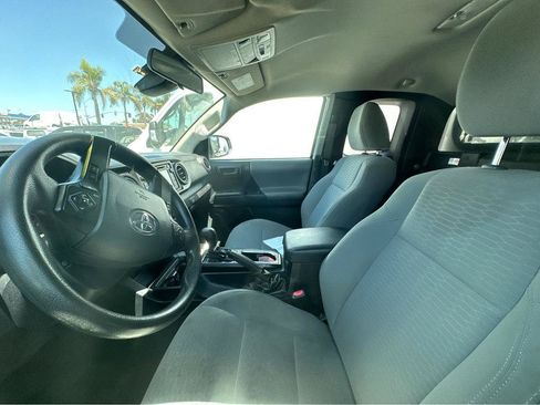 Used 2019 Toyota Tacoma SR RWD image 7