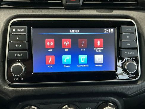 Used 2023 Nissan Versa S image 5