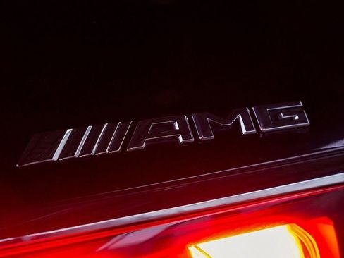 Used 2024 Mercedes-Benz GLS 63 AMG 4MATIC image 11
