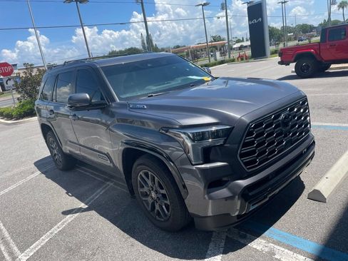 Used 2025 Toyota Sequoia Platinum AWD/4WD image 3