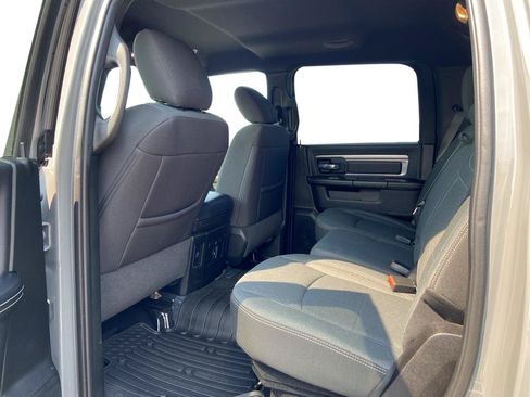 Used 2022 RAM 1500 Warlock w/ Ceramic Grey Warlock Package AWD/4WD image 6